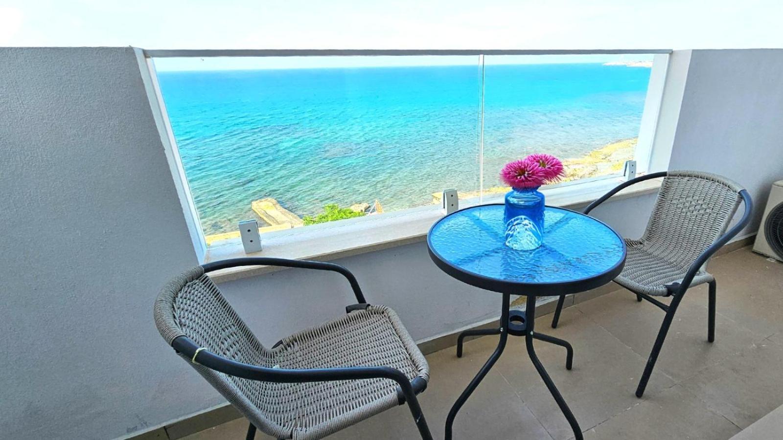 Azure Bay Hotel Agia Varvara Exterior photo